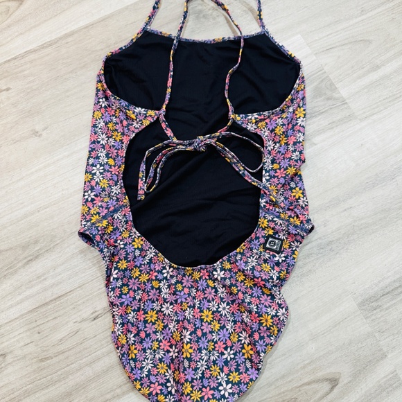 Jolyn - Jackson Tie-Back Suit, Nova Print, Size 34, Brand New But Missing Tag - Picture 2 of 4